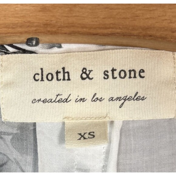 Cloth & Stone Anthropologie Womens Blouse Size XS Lightweight Sheer Boho Florals - Picture 5 of 14